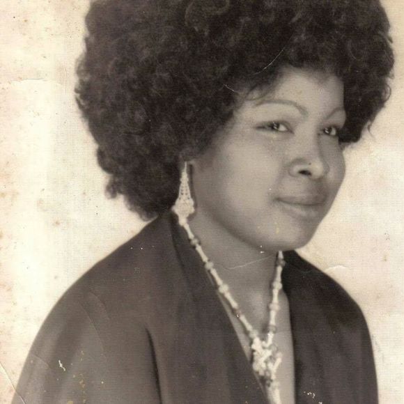 Meet your Posher, Juanita - Picture 1 of 1